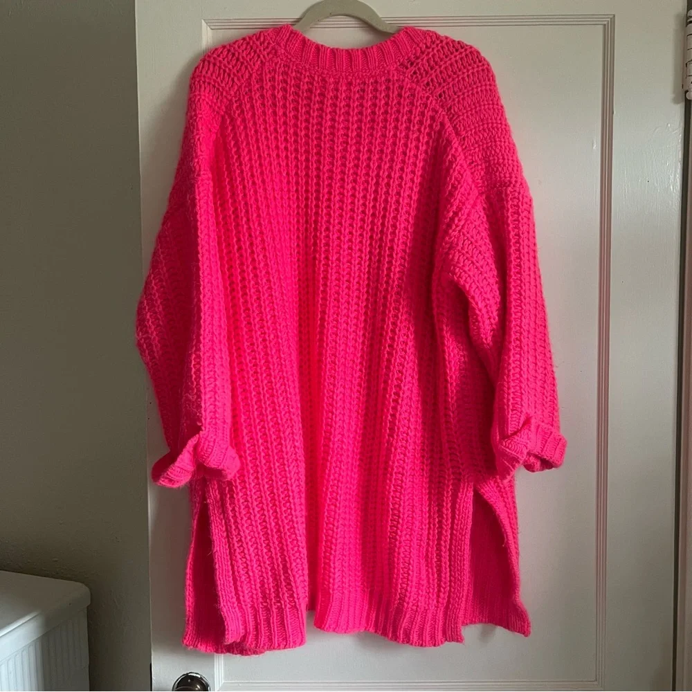 Silence + Noise Neon Pink Chunky Ally Cardigan Urban Outfitters - Picture 7 of 13